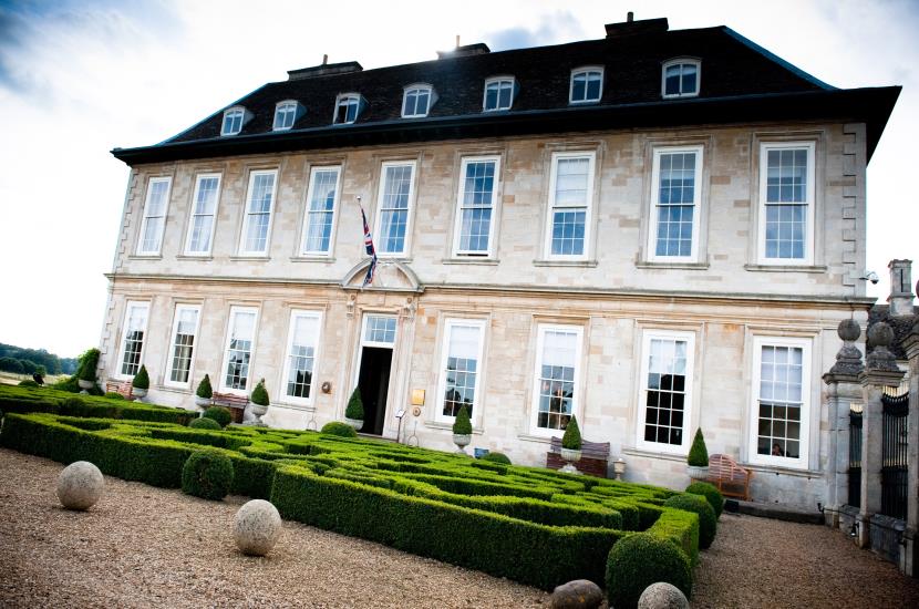 Professional photograph of Stapleford Park for Natalie and Oliver's wedding by Rachael Connerton Photography